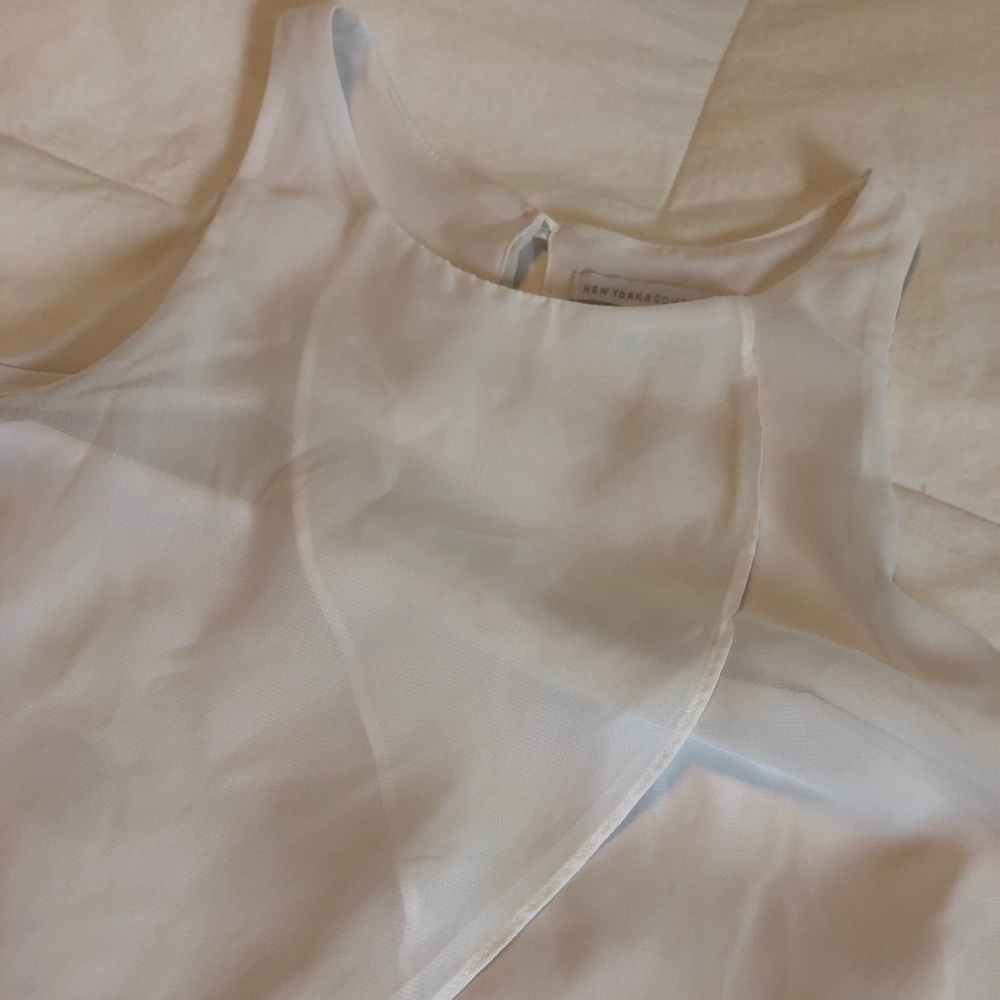 New York & Company - Women’s Dress Shirt - Picture 2 of 2